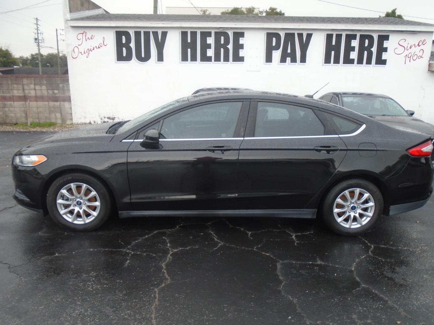 2015 Ford Fusion (3FA6P0G7XFR) , located at 6112 N Florida Avenue, Tampa, FL, 33604, (888) 521-5131, 27.954929, -82.459534 - Photo#2